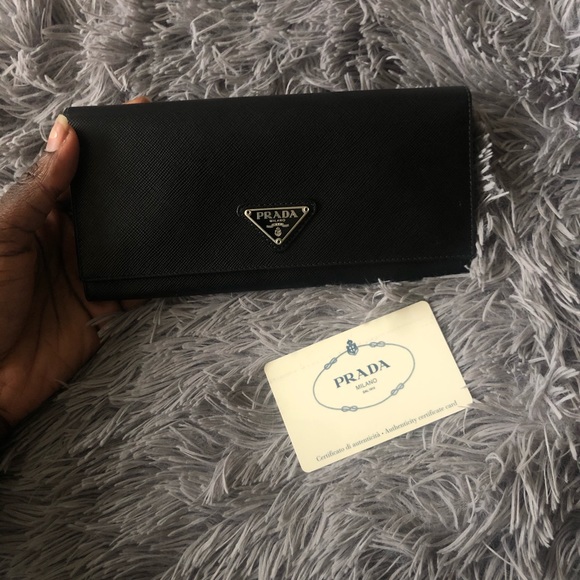 Prada Black Saffiano Plaque Long Wallet - Picture 7 of 12